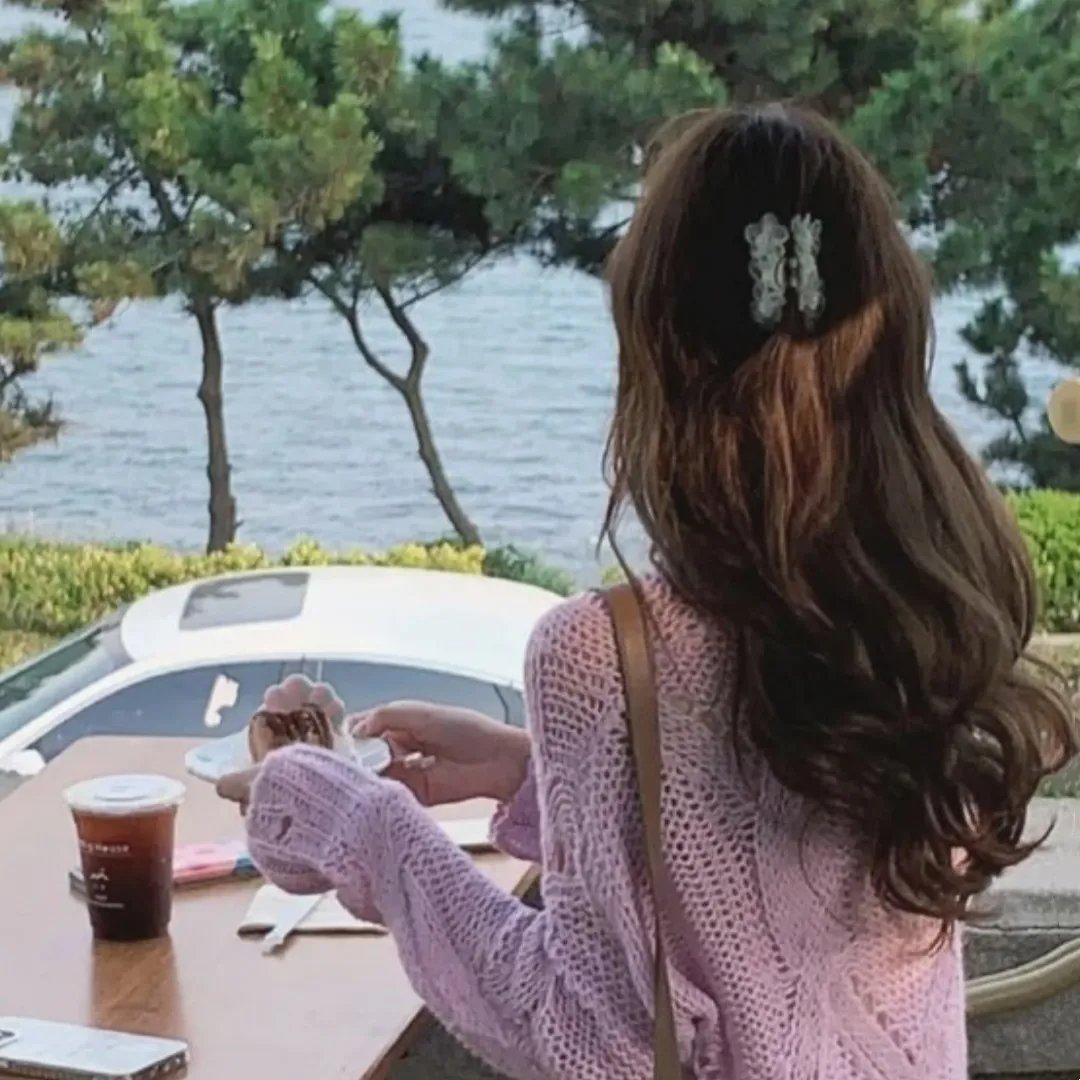向下扭曲